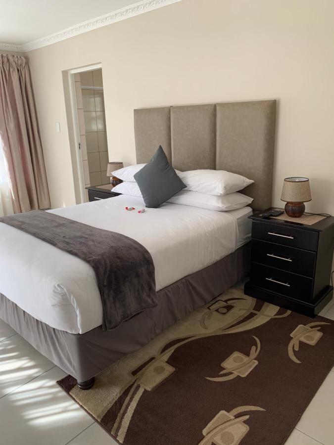 Bed and Breakfast Sea Breeze On 62 Ист-Лондон Экстерьер фото