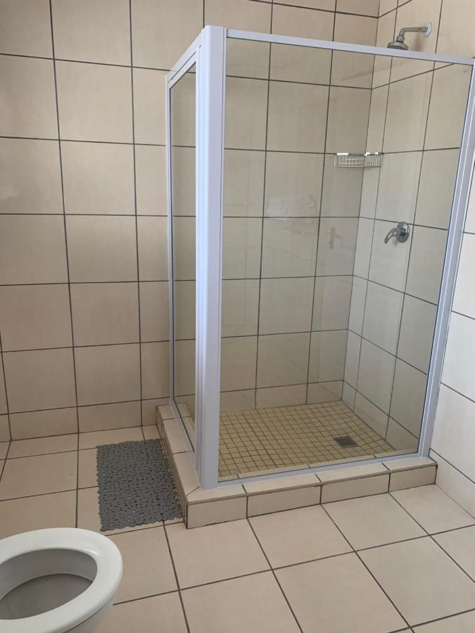 Bed and Breakfast Sea Breeze On 62 Ист-Лондон Экстерьер фото